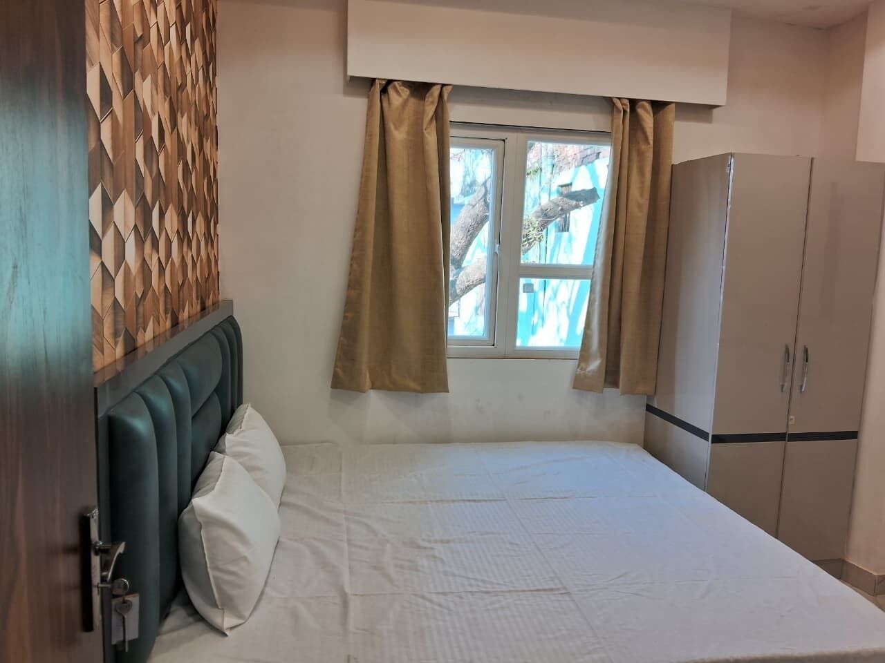 Dobbeltrom – deluxe, balkong, hageutsikt