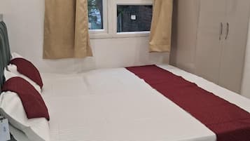 Deluxe Suite, Multiple Bedrooms, Balcony, City View | Front of property