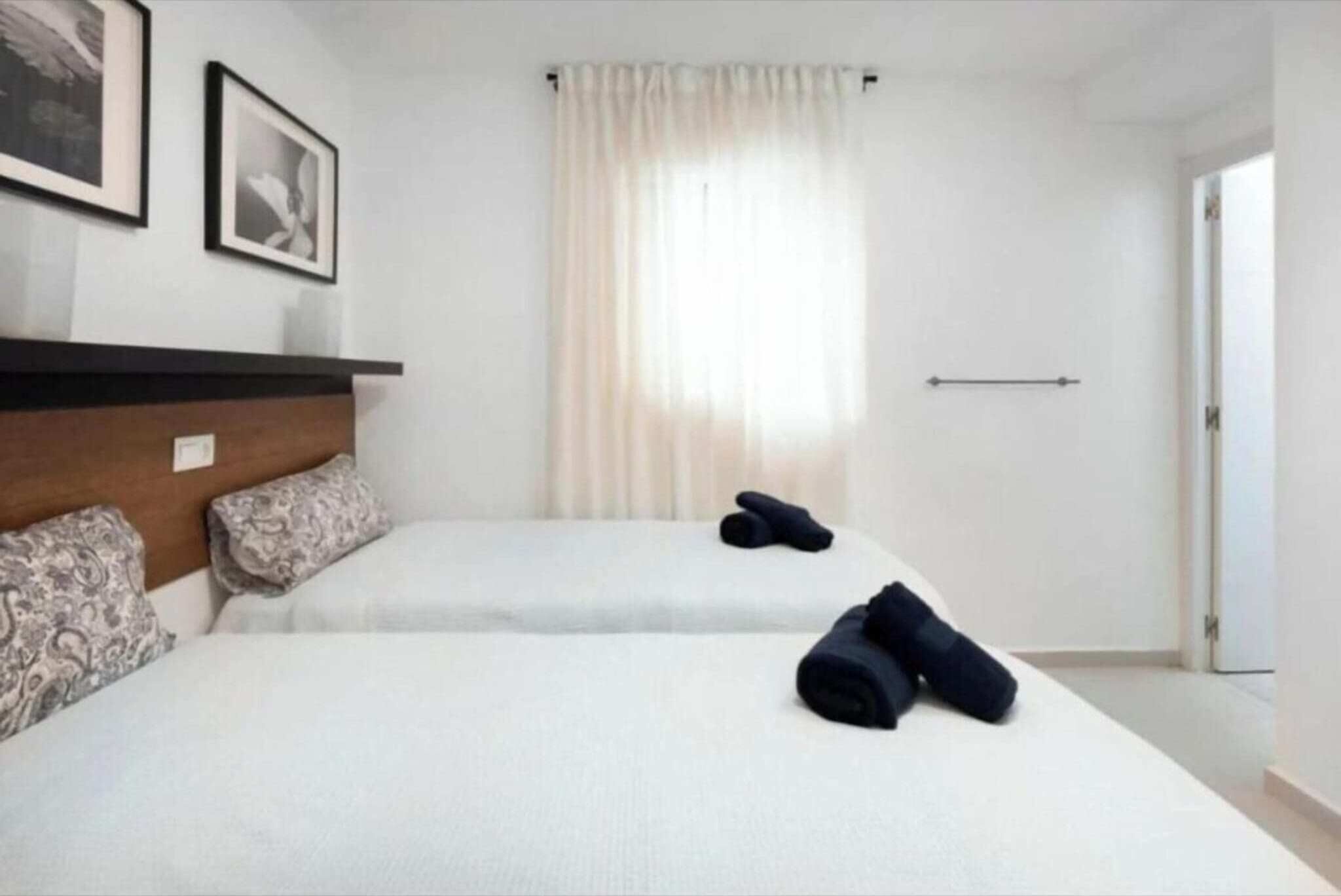 1 多间卧室、客房内保险箱、熨斗/熨衣板、旅行婴儿床