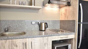 Perusstudio, 1 suuri parisänky | Yksityinen keittiö