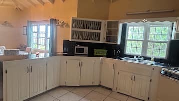 Nhà, 4 phòng ngủ, ban công | Nội thất