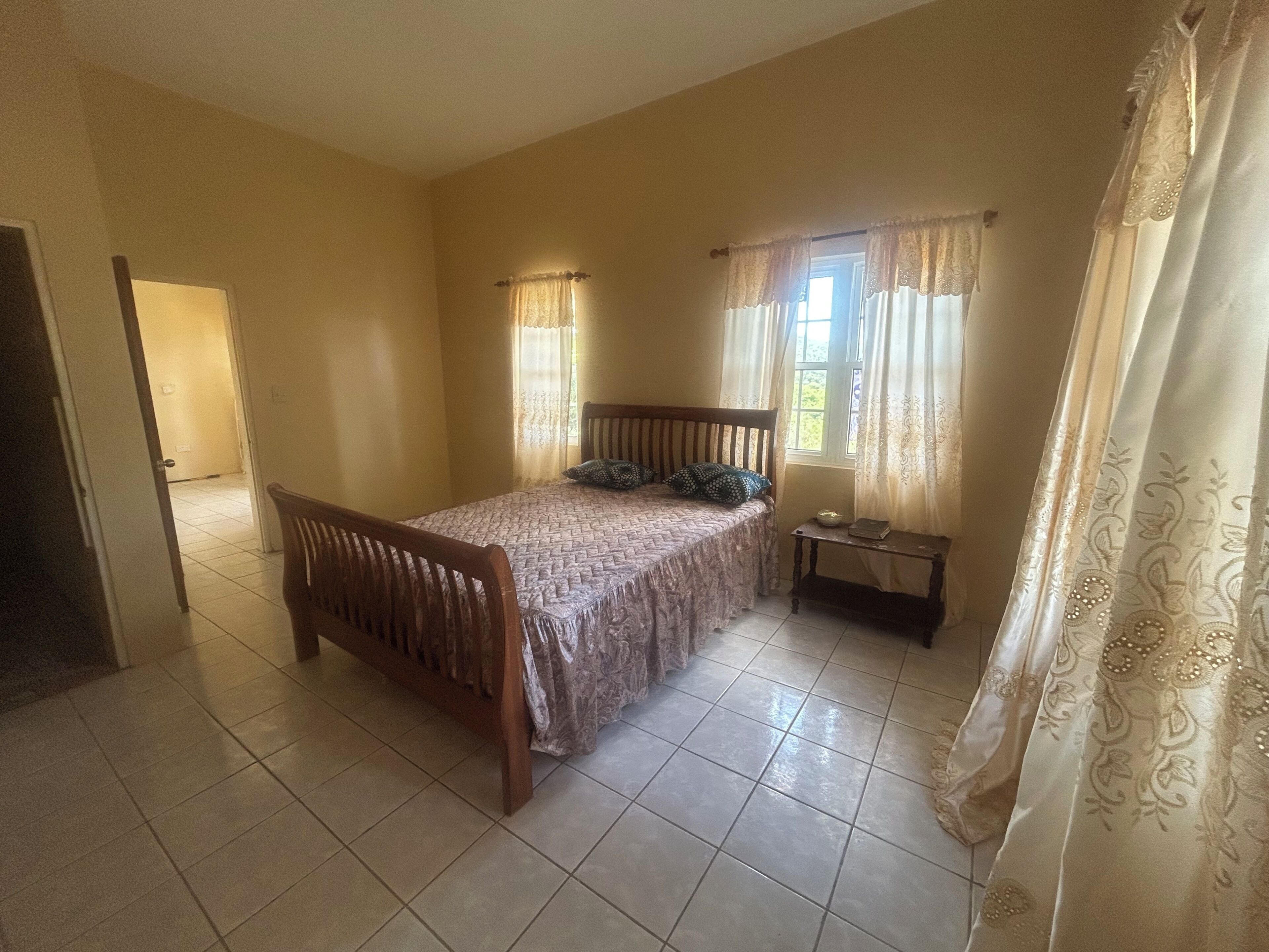 4 bedrooms