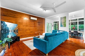 House, Smoking | 3 bilik tidur 