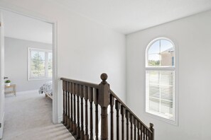 Ferienhaus, 3 Schlafzimmer, Balkon, Stadtblick | Innenbereich