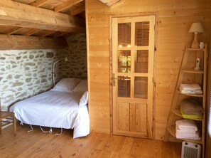 4 sovrum, strykjärn/strykbräda, gratis wi-fi och sängkläder