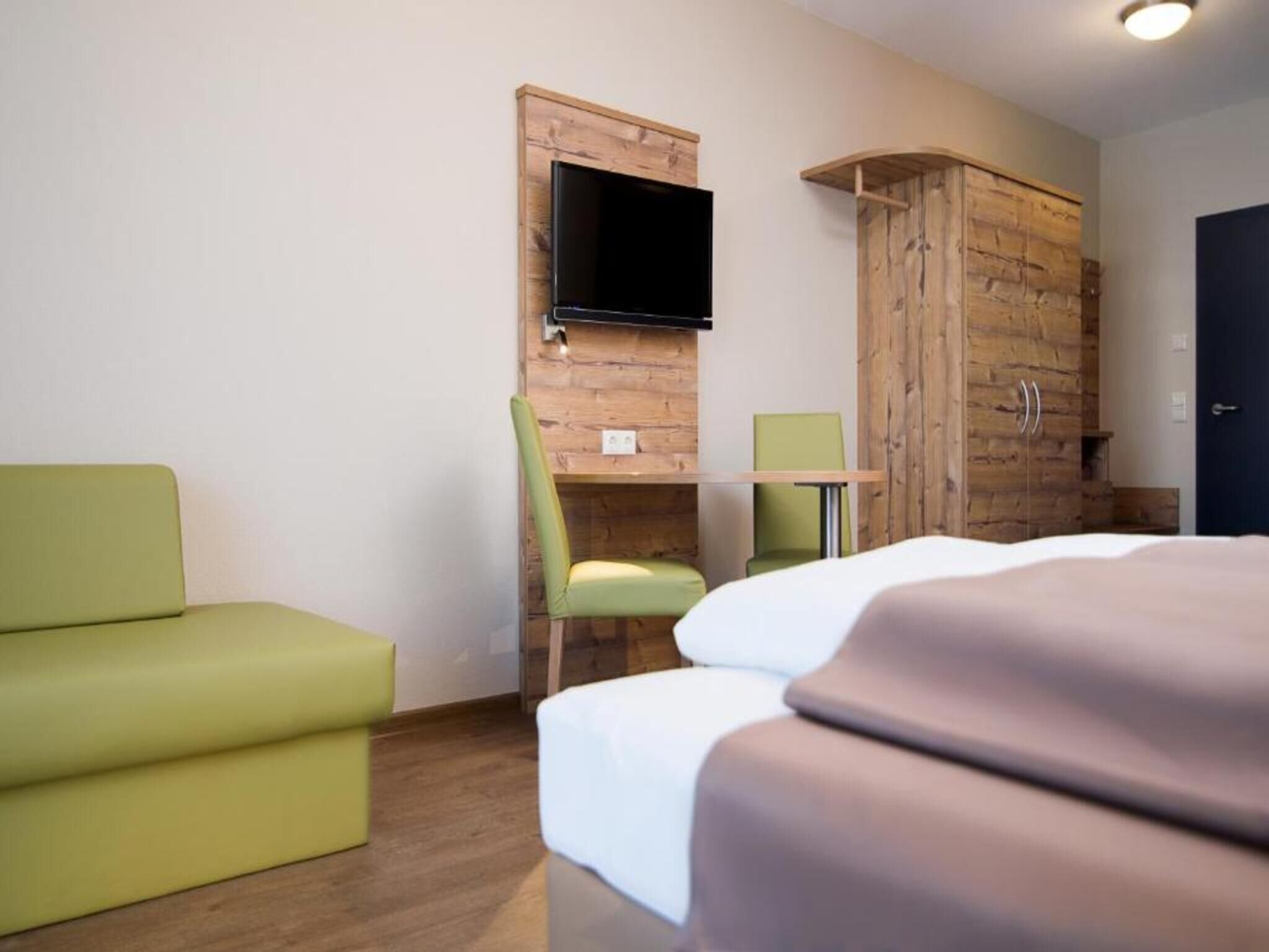 Desk, free WiFi, bed sheets