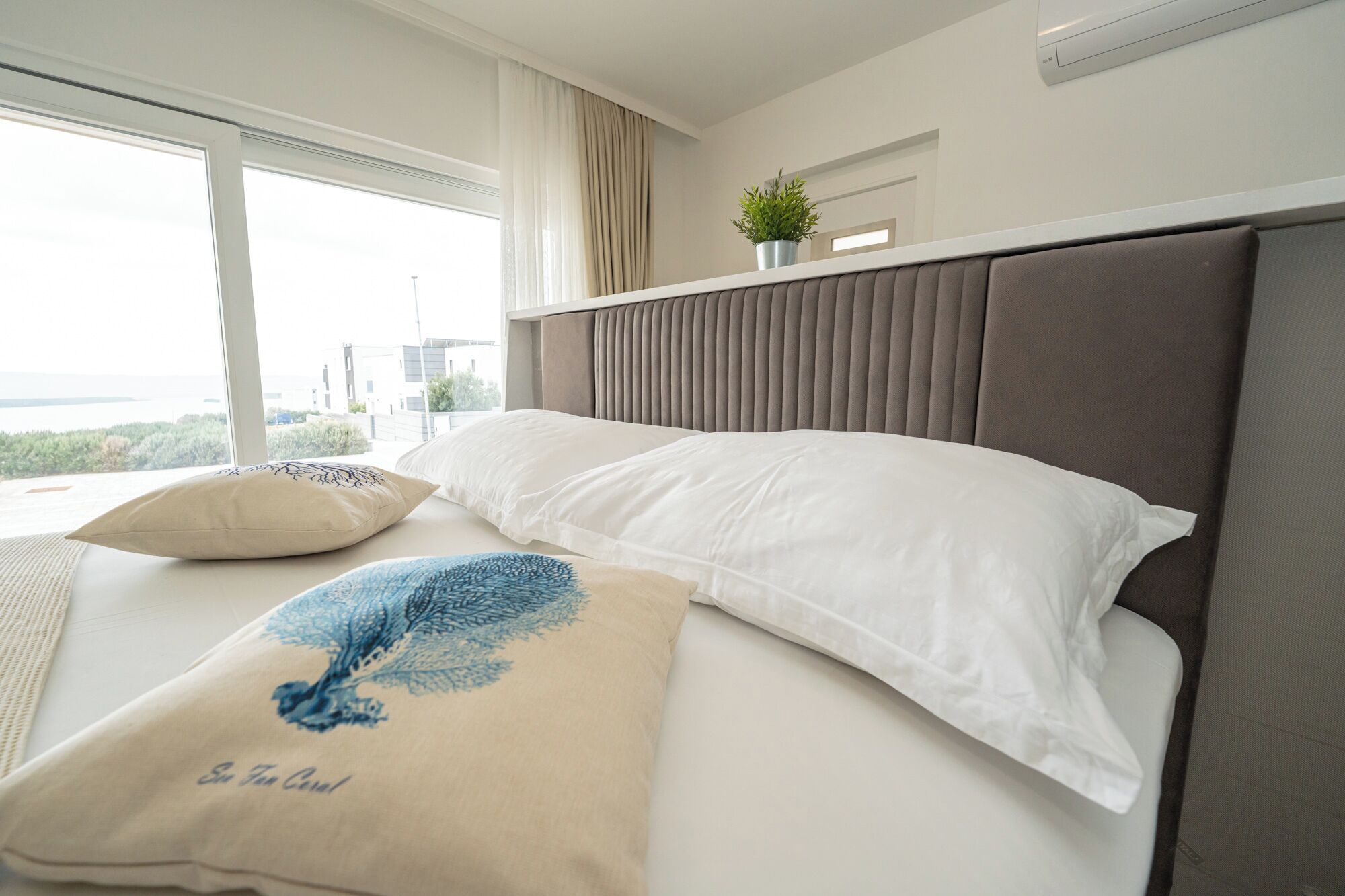 Wifi gratis y ropa de cama 