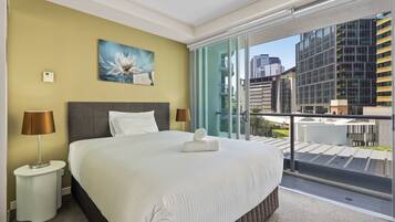 Apartment | 1 bedroom, bed sheets