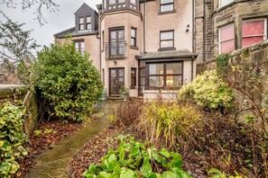 Exterior - John Coupar Court (No 10) (St Andrews)
