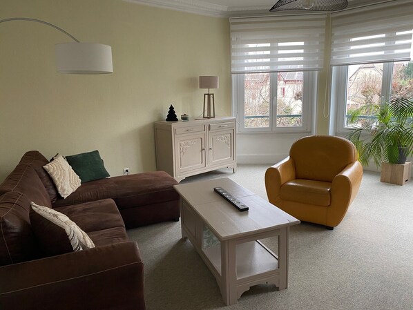 Nicht klassifiziertes Bild, 1 von 11, Schaltfläche