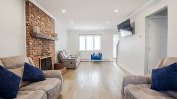 Rumah | 8 kamar tidur