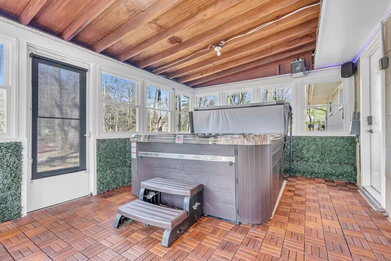 Nhà | 8 phòng ngủ 