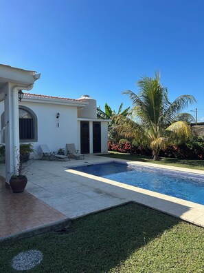 Outdoor pool - Charming standalone villa nestled in a secure gated residencial (San del Sur)