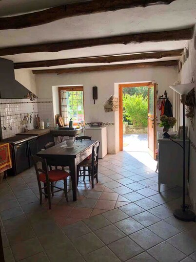 Envie, authentic Monte Bracco Rural House: 2400sqm Park between Saluzzo and Langhe