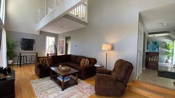 Télévision, cheminée