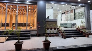 Gambar tidak terklasifikasi, 4 dari 19, tombol
