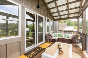 Terrace/patio - Quiet Mountain Escape Near App State (Vilas)