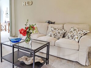TV - Vacation home Amica by Interhome (Tavole)
