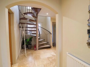 Interior - Cliff Cottage (Norwich)