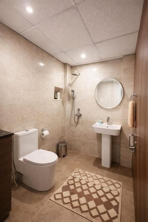 Free toiletries, towels, soap, shampoo