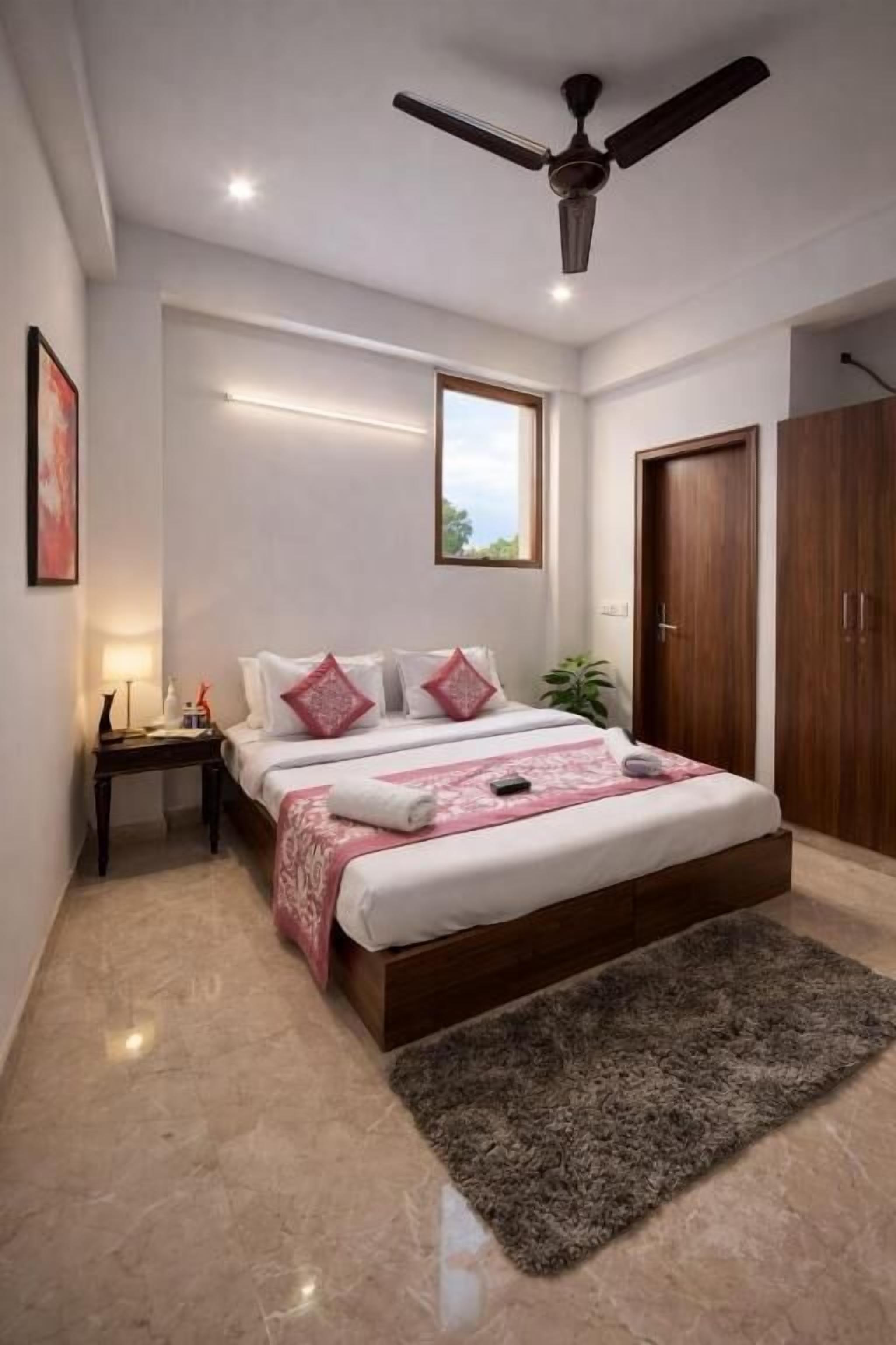 ห้องซูพีเรียดับเบิล, วิวเมือง | ตู้นิรภัยในห้องพัก, โต๊ะทำงาน, เตารีด/โต๊ะรีดผ้า, Wi-Fi ฟรี