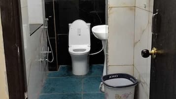 Suite, City View | Bathroom
