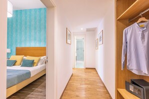 Apartment | Zimmersafe, Schreibtisch, laptopgeeigneter Arbeitsplatz