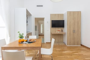 Superior Condo, Balcony, City View | Living area | 30-inch LED TV with cable channels - Maison Il Corso (Sorrento)
