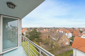 Property grounds - Stunning luxury flat 250 metres from the beach (De Haan)
