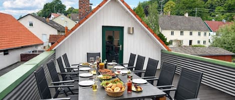 Appart'hôtel Familial, vue ville | Terrasse/Patio