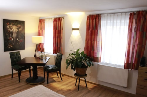 Gästehaus Jekle – Zimmer & Ferienwohnungen