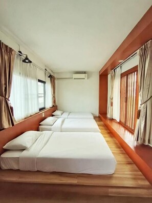 Unclassified image, 5 of 28, button - Forte Hostel (Chang Wat Chiang Mai)