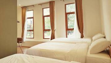 Standard Studio, Non Smoking, Canal View | Free WiFi