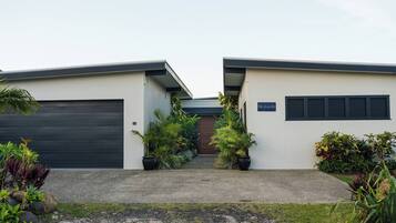 House, 3 Bedrooms, Accessible, Smoking | Exterior