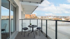 Studiosuite – comfort, elveutsikt | Terrasse/patio