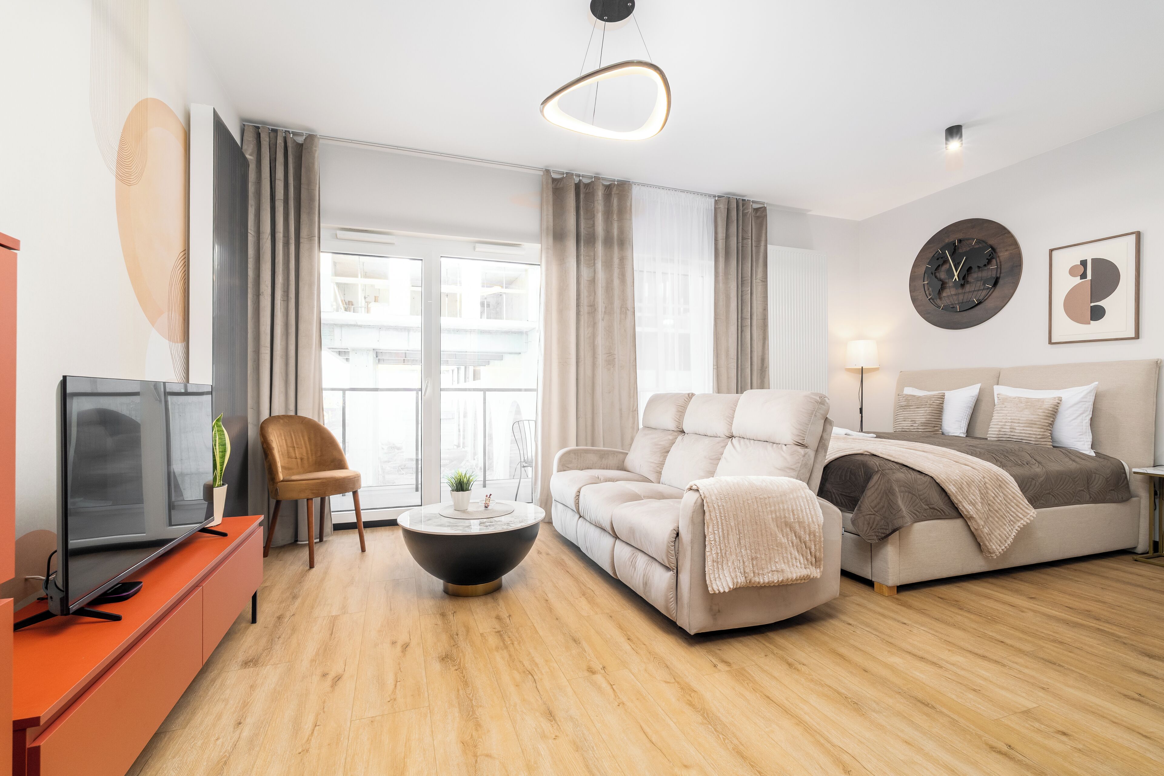 Comfort Studio Suite, River View | Blackout curtains, free WiFi