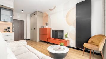 Comfort studio suite, uitzicht op rivier | Verduisterende gordijnen, gratis wifi