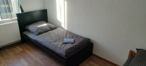 3 camere, Wi-Fi, lenzuola