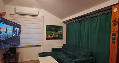 Warsaw Country Villa: Hot Tub, BBQ & Pizza Oven