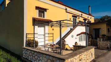 Facciata della struttura