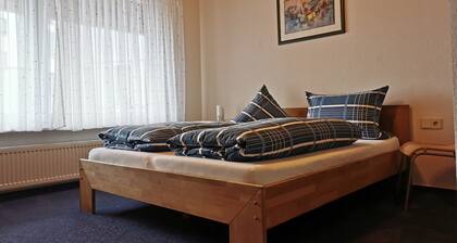 Room 'Zimmer 37' with Shared Garden and Wi-Fi