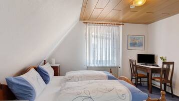 1 habitación, wifi y ropa de cama