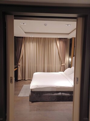 Room, 1 Bedroom, Accessible, Smoking - Room-luxury Condo, Chaing Mai Night Baza (Chiang Mai)