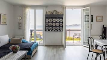 4 slaapkamers, een strijkplank/strijkijzer, wifi