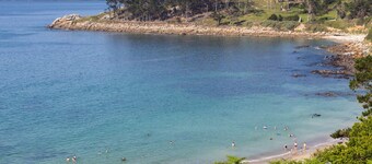 Holiday Home 'Bellevue' with Sea View, Private Terrace and Wi-Fi