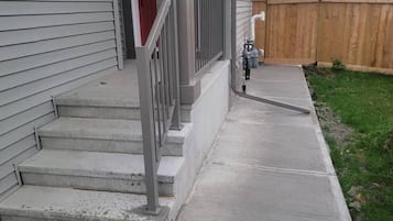 Apartment, 2 Bedrooms | Exterior detail