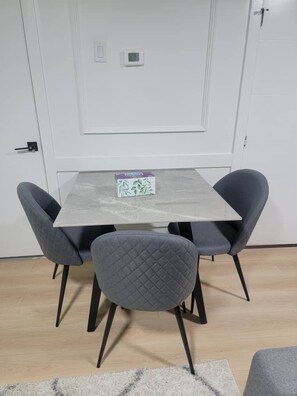 Dining - Shiloh and Still Serene 2bed Basement (Edmonton)