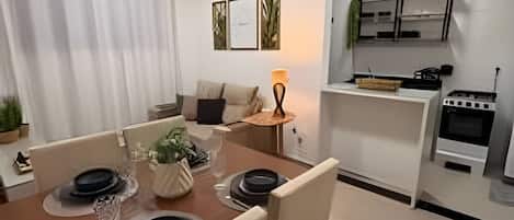 Apartamento básico | Opções para refeição