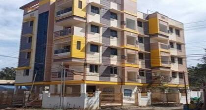 Collection O Race Course Road