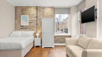 Studio Superior, pemandangan kota | Tirai kedap cahaya, setrika/meja setrika, dan Wi-Fi gratis